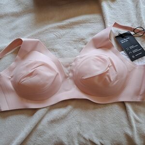 Knix Pink Seamless T-Shirt Bra with Full Coverage